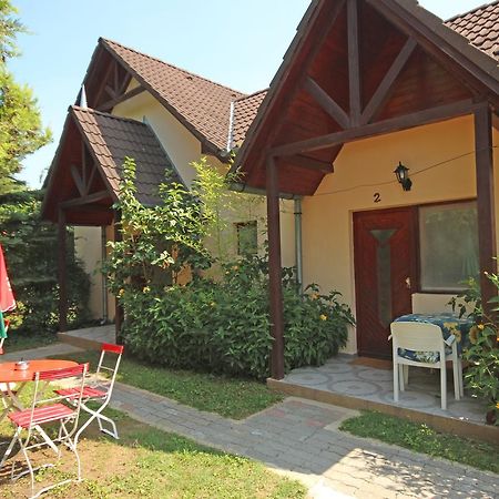 Pension Elisabeth Balatonlelle Exterior photo