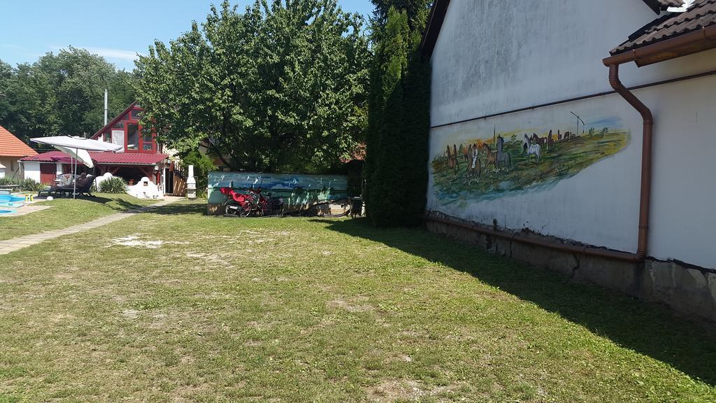 Pension Elisabeth Balatonlelle Exterior photo