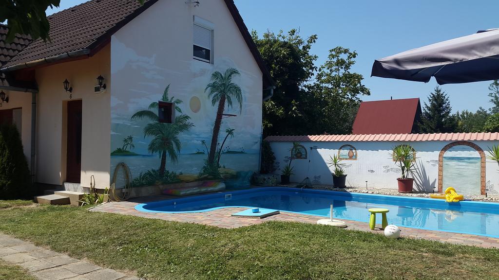 Pension Elisabeth Balatonlelle Exterior photo