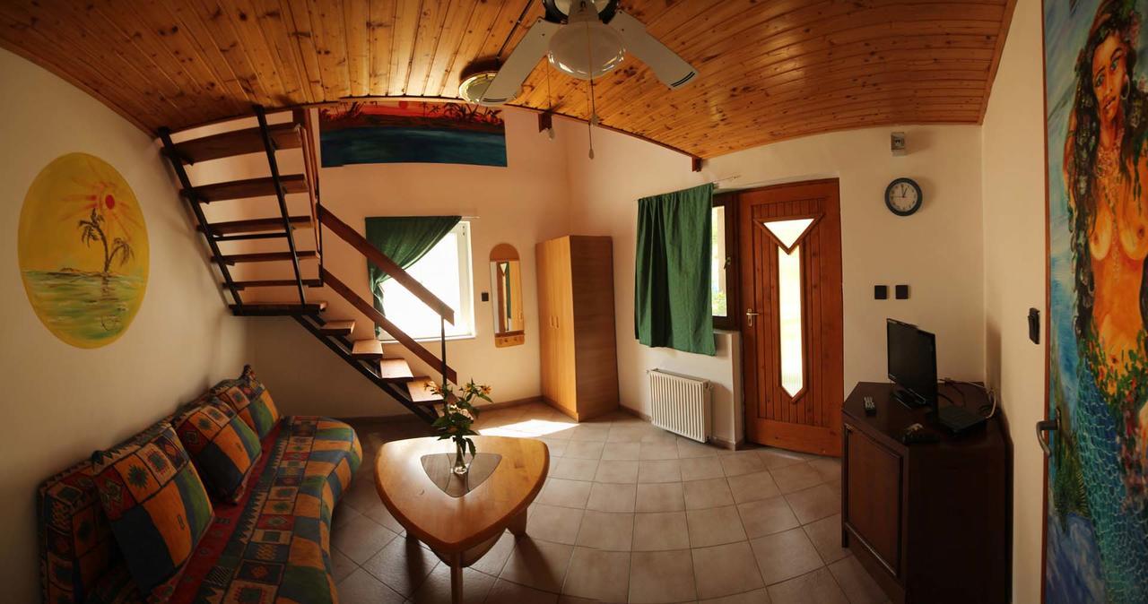 Pension Elisabeth Balatonlelle Exterior photo