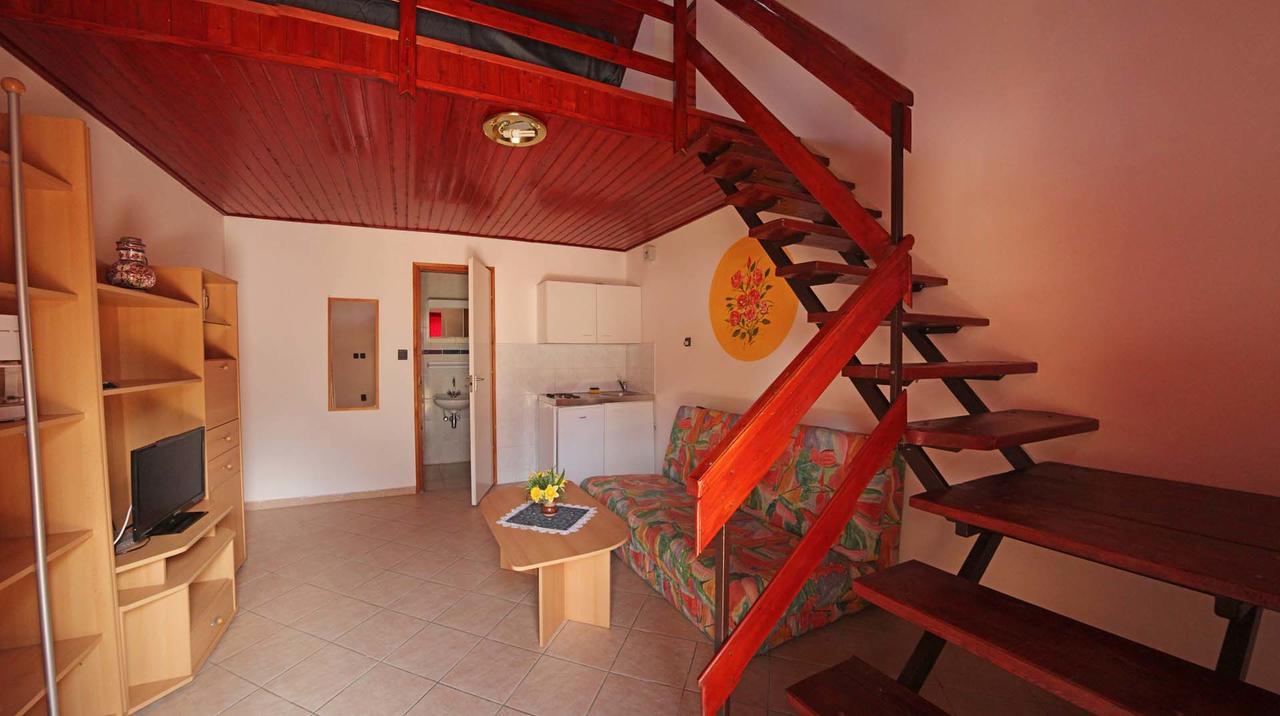 Pension Elisabeth Balatonlelle Exterior photo
